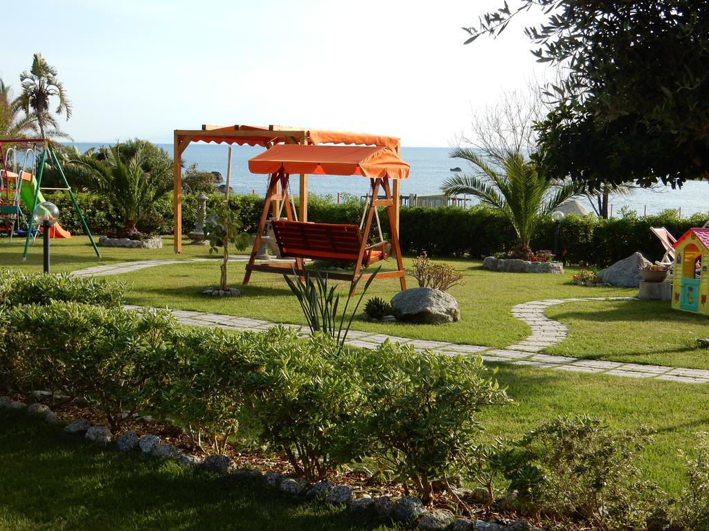 Le Casette Sul Mare Capo Vaticano Exteriör bild